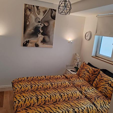 Lgbtq-Double Room Londen Buitenkant foto